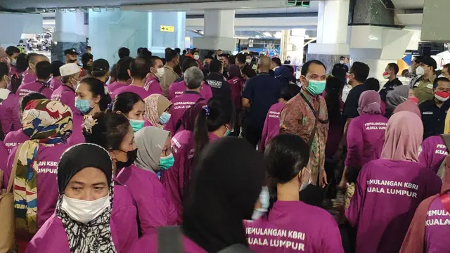 Pemulangan 192 WNI/PMI bermasalah dari Malaysia. (Dok: Kemlu RI)