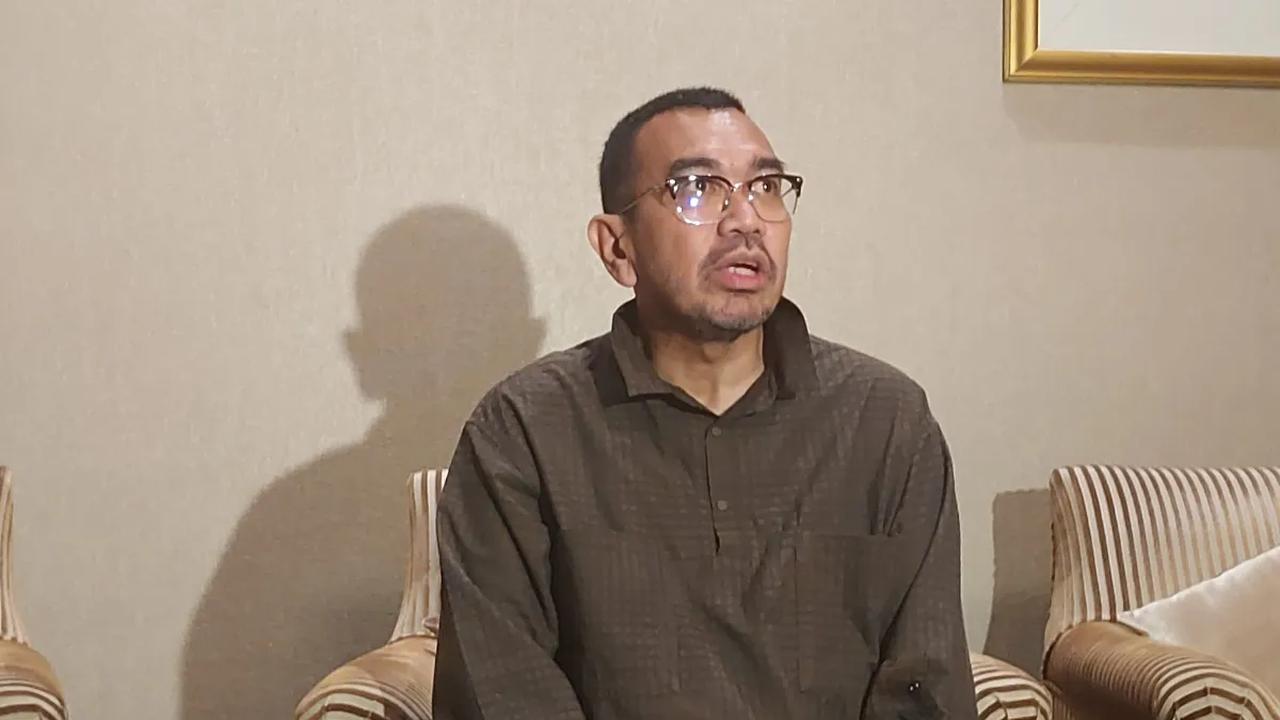 "Ya kita kalau enggak mundur kita mundurkan lah,"&nbsp;
