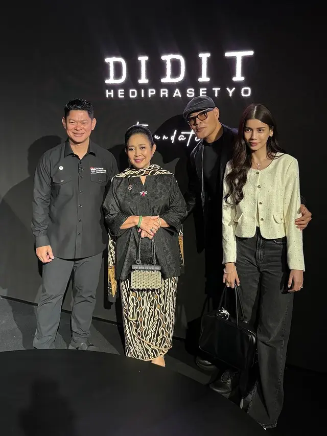 Beda Gaya Nagita Slavina dan Sabrina Chairunnisa yang Pakai Blazer Hadiri Launching Jersey Rancangan Anak Prabowo