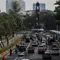 Ganjil genap Jakarta berlaku hari ini, Selasa (15/10/2024). (Liputan6.com/Johan Tallo)