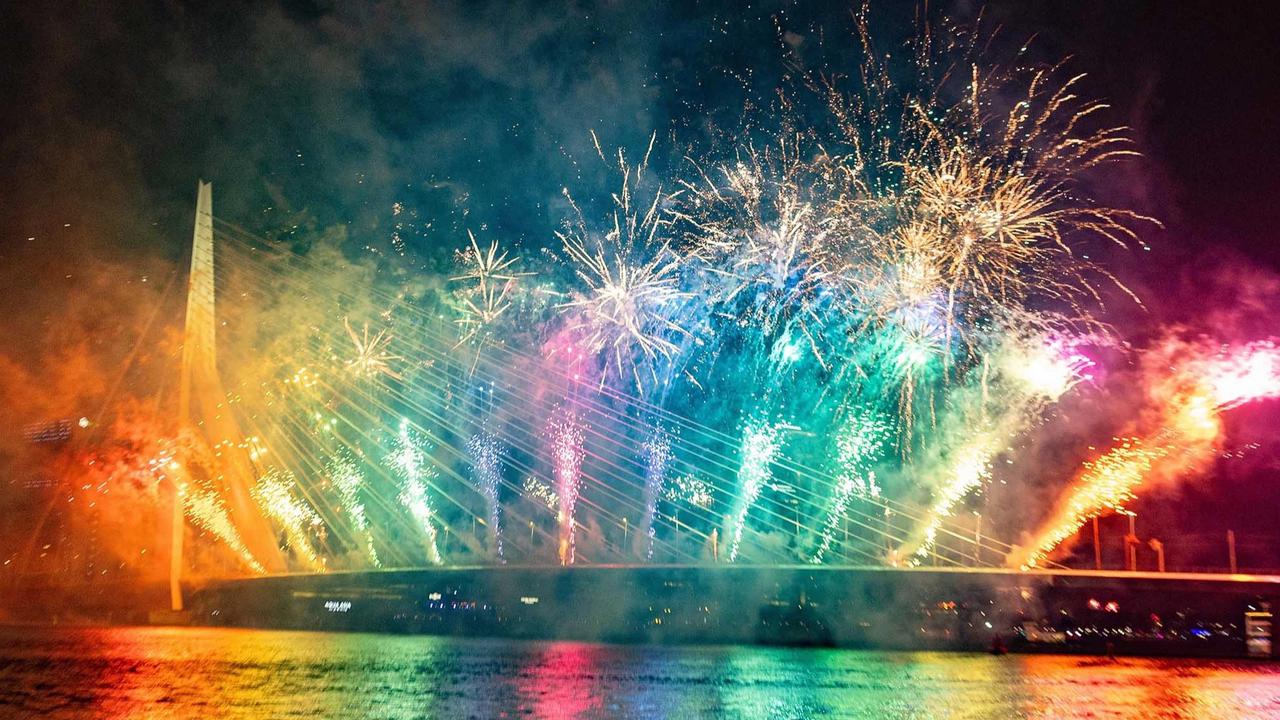 FOTO: Beragam Wajah Perayaan Malam Tahun Baru 2026 di Dunia