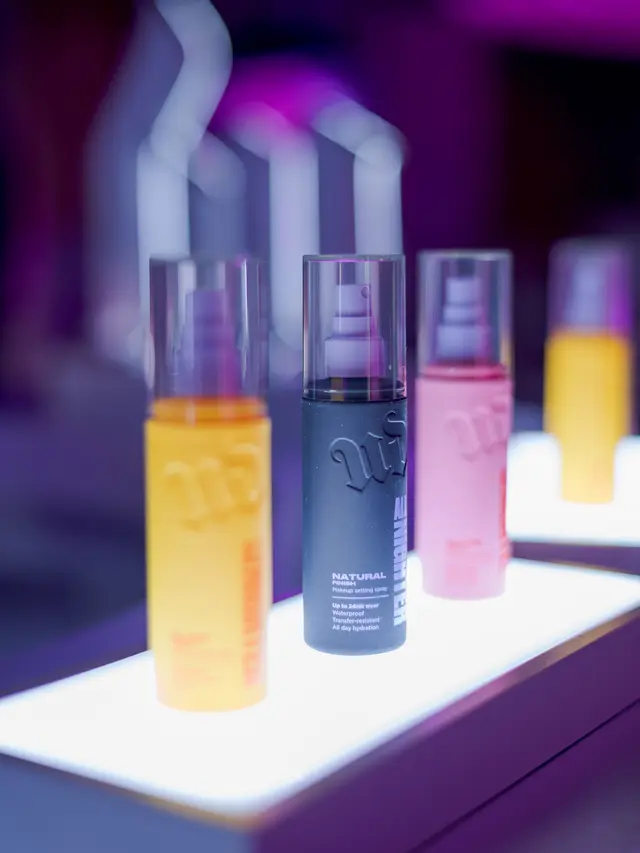 Urban Decay Kembali ke Indonesia, Bawa Setting Spray Formulasi Baru