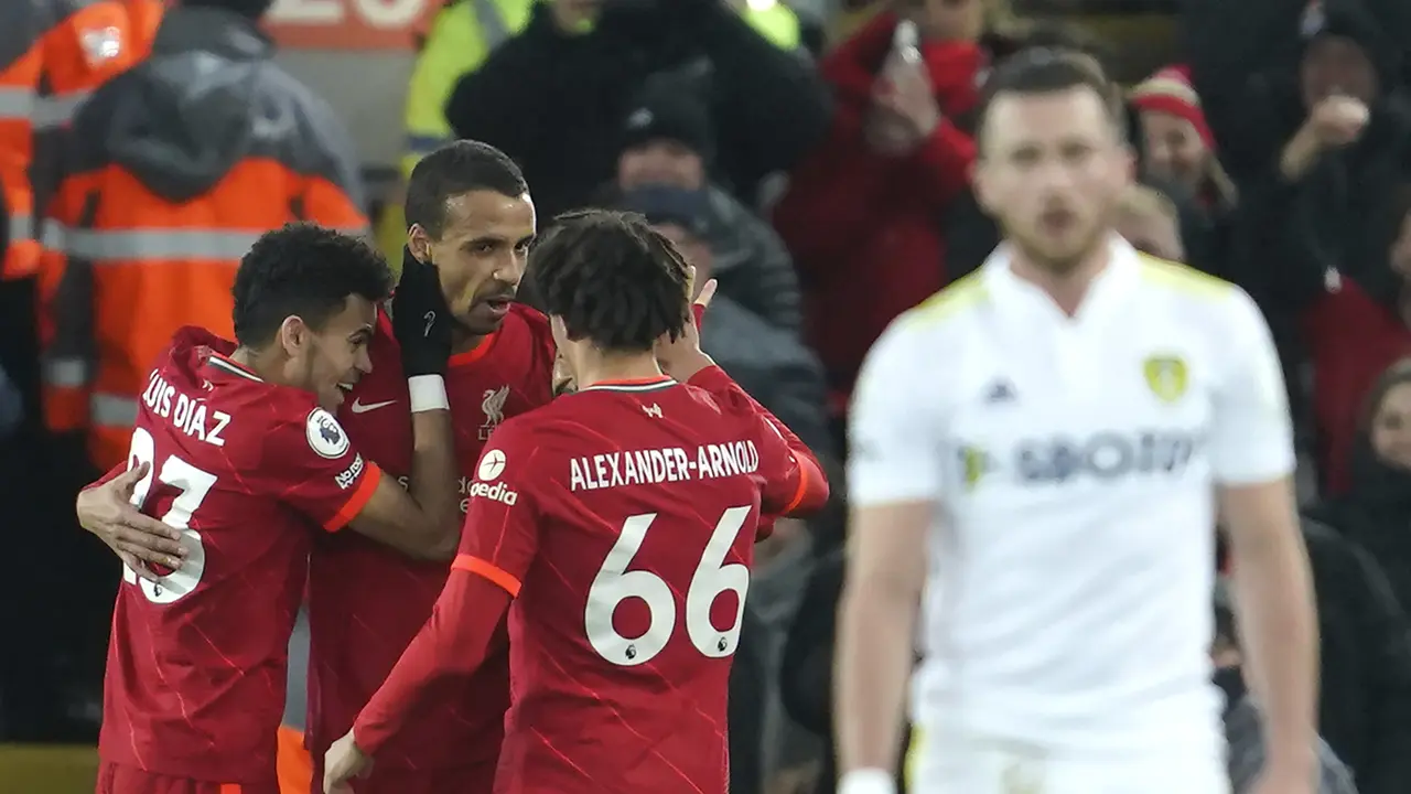 Liverpool Pesta Enam Gol ke Gawang Leeds United