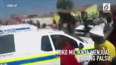 Pihak berwenang Afrika Selatan mengatakan adanya serangan terhadap toko milik orang asing di Soweto, Afrika Selatan yang menjual barang – barang palsu.