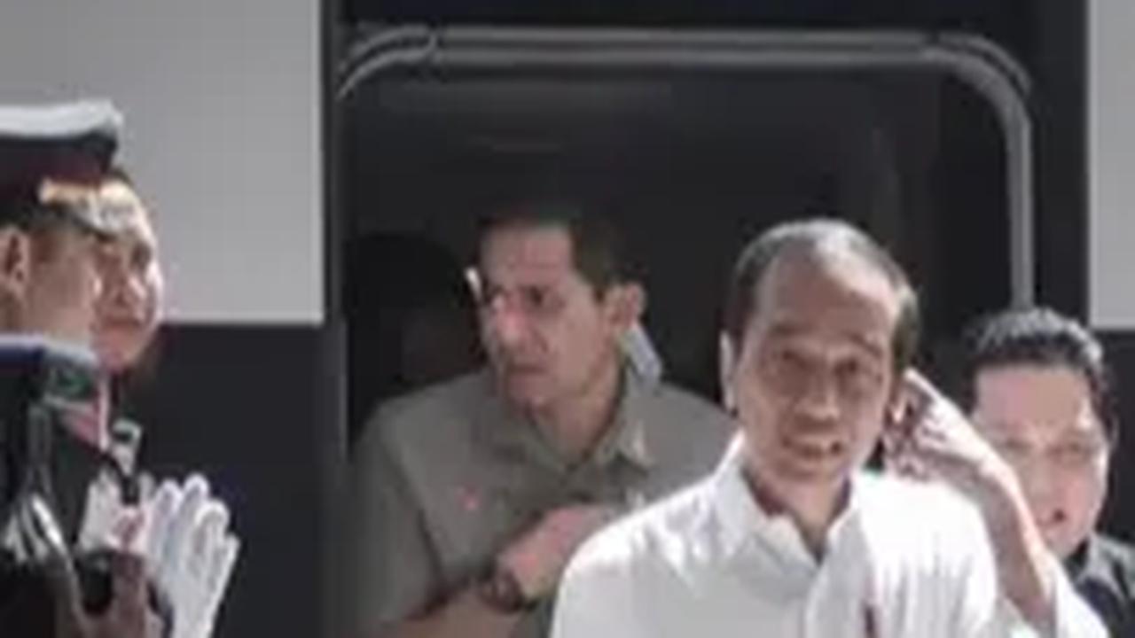 Jokowi: Rencana Kereta Cepat Jakarta-Surabaya Masih Dalam Studi