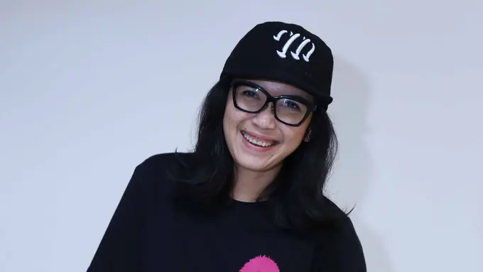 [Bintang] Dinda Kanya Dewi