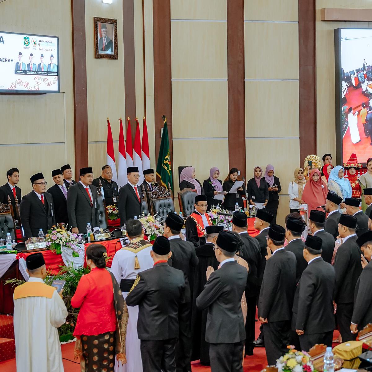 Wali Kota Medan Bobby Nasution Hadiri Pelantikan 50 Anggota DPRD Kota Medan