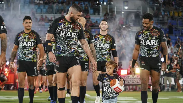 Quaden Bayles dan  Joel Thompson (Dave Hunt/AAP Image via AP)