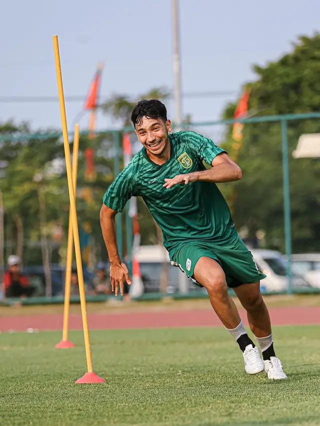 FOTO George Brown - Persebaya