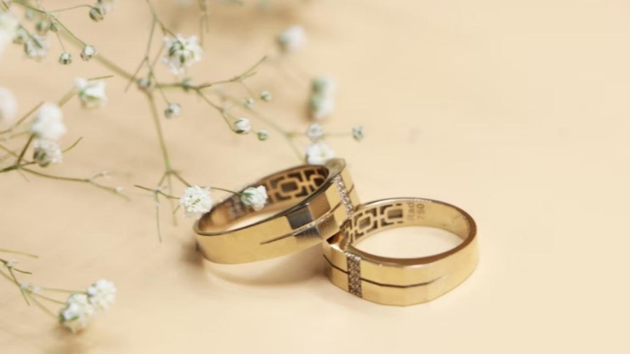 Ilustrasi Cincin Emas