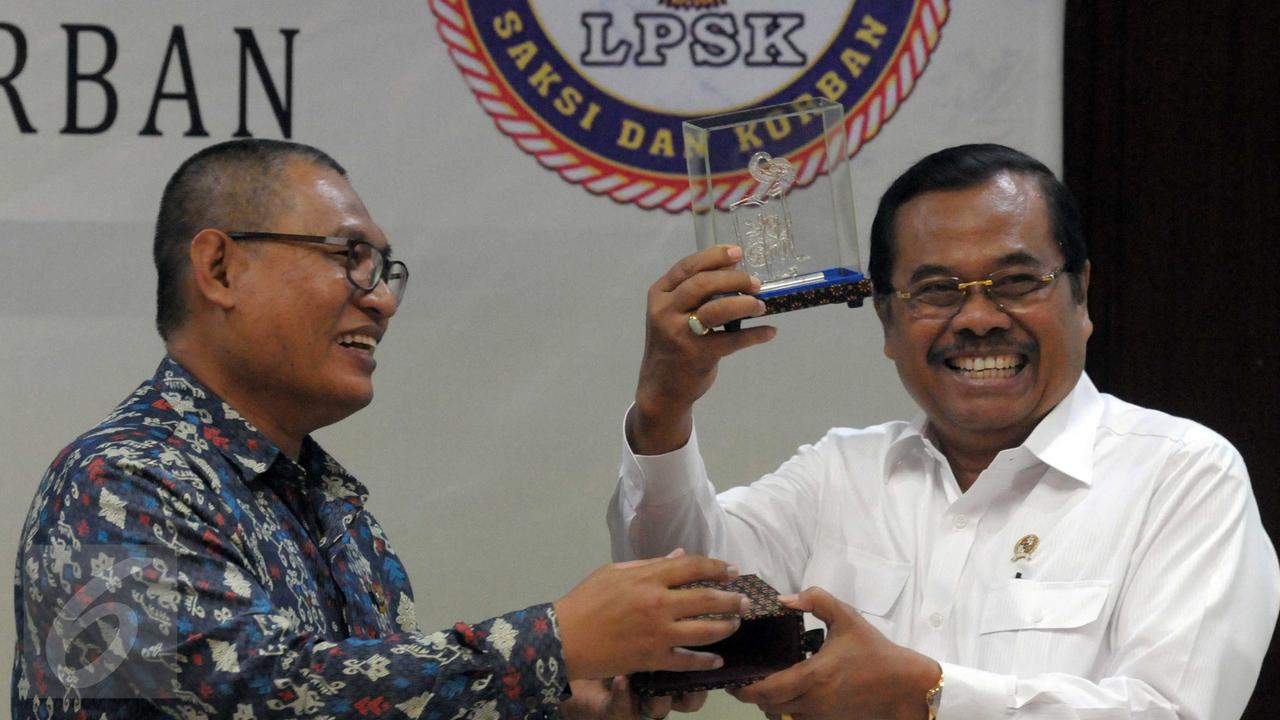 20160419-Lindungi Saksi Dan Korban, Kejagung dan LPSK Teken MoU-Jakarta