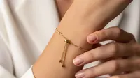 7 Tips Memilih Gelang Emas Agar Tidak Terlihat Tua, Tampil Modern dan Elegan