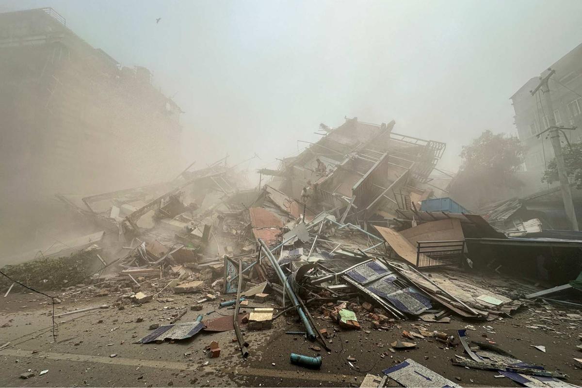 Kerusakan Parah Akibat Gempa Dahsyat Myanmar