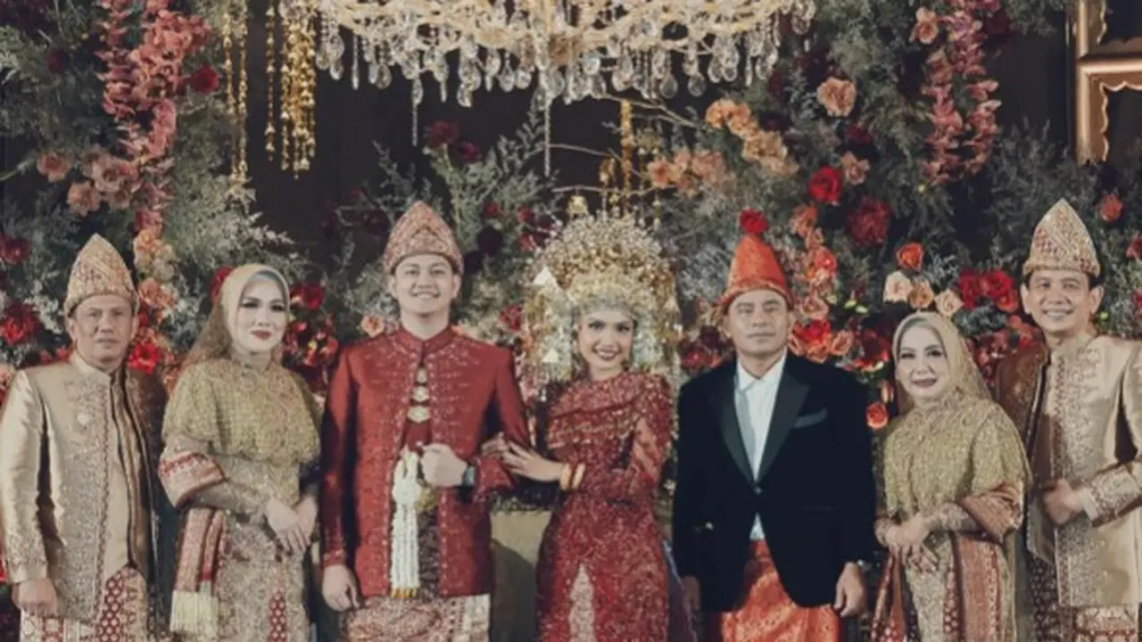 Gaya Judika saat Kondangan