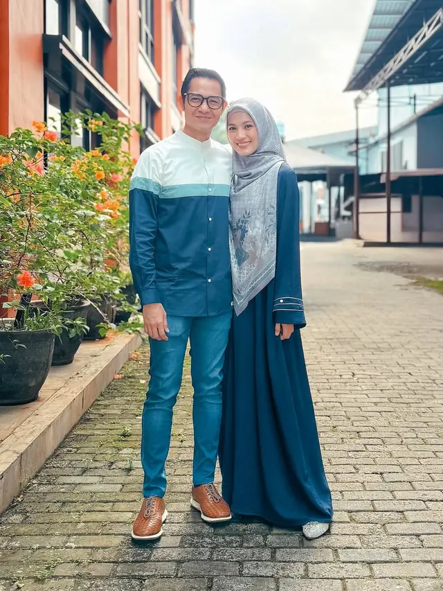 Baju Gamis Artis