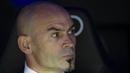 5. Paco Jemez, belum ada prestasi spesial yang pernah diraih pelatih Rayo Vallecano ini. Namun taktik yang dipakainya bersama Rayo mirip dengan timnas Spanyol yaitu possession football. (AFP/Curto De La Torre)