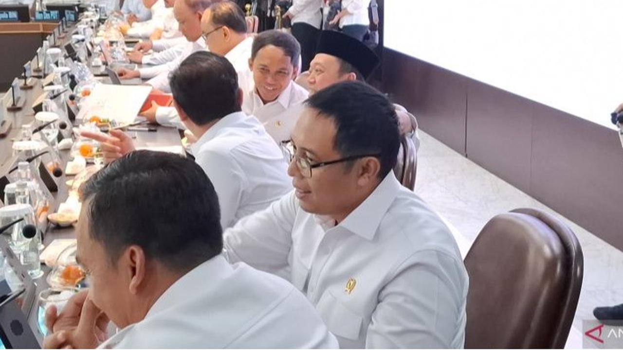 Cerita Hasan Nasbi Bertemu Prabowo hingga Batal Mundur dari Kepala PCO