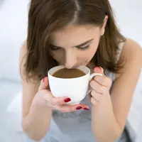 Kopi Decaf, Benarkah Lebih Aman untuk Kesehatan? (Dean Drobot/Shutterstock)