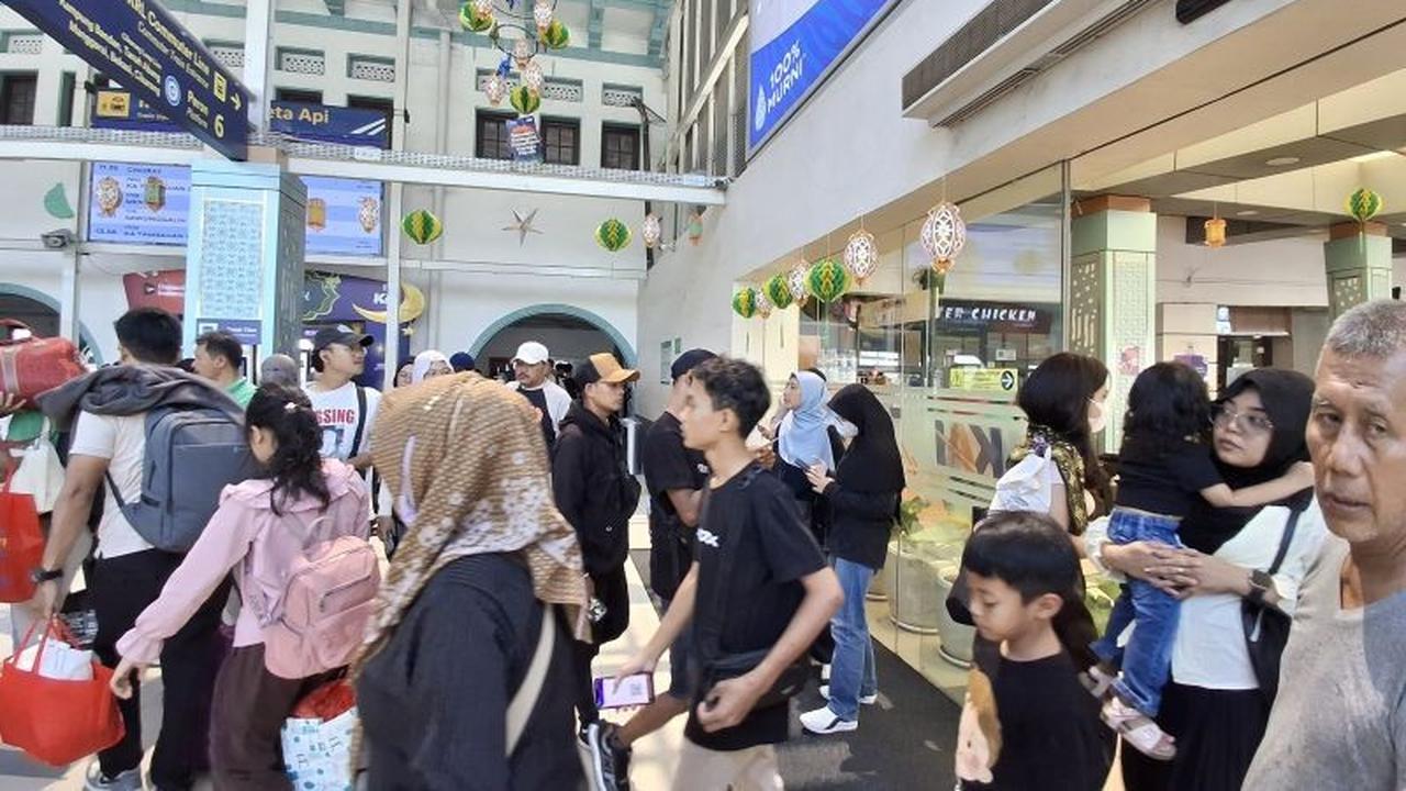 KAI Daop 1 Catat Kedatangan 52.896 Penumpang pada Puncak Arus Balik Lebaran H+8