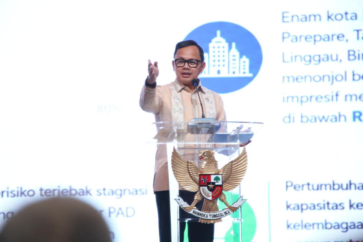Wamendagri Bima Arya Minta Wali Kota Perkuat Inovasi untuk Tingkatkan PAD