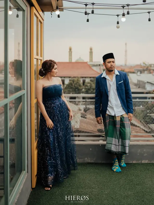 6 Potret Gaya Kocak Tretan Muslim Saat Preweding