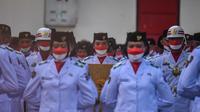 Tim Paskibraka yang bertugas para perayaan HUT RI di Balai Kota Surabaya. (Surabaya.go.id)