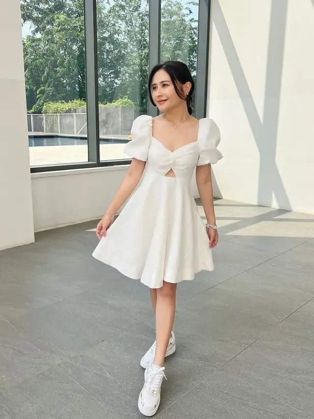 Mix and Match ala Prilly Latuconsina (Instagram/@prillylatuconsina96)