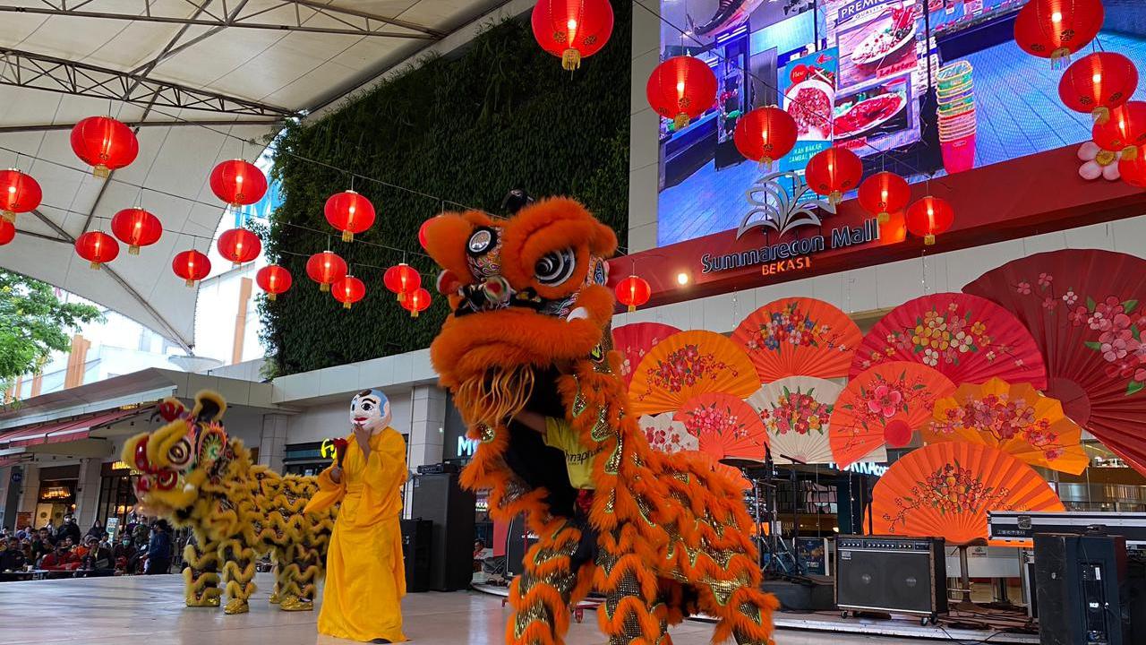 Menguji Keberuntungan di Gelaran Imlek Summarecon Mall Bekasi