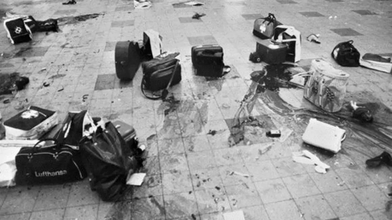 29-5-1972: Geng Jepang Mengamuk di Bandara, 26 Orang Tewas