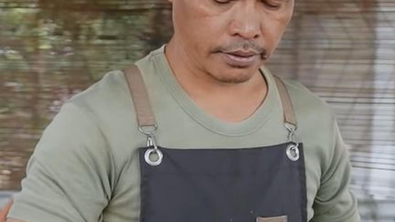 Belajar dari Mang Enjang, Penjual Kue Cubit di Bogor yang Naik Kelas Berkat Media Sosial