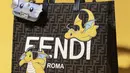 Tahun ini, Silvia Venturini Fendi dan Kim Jones berkolaborasi dengan label street wear Fragment’s Hiroshi Fujiwara dan The Pokémon Company. [Foto: Fendi.dok]