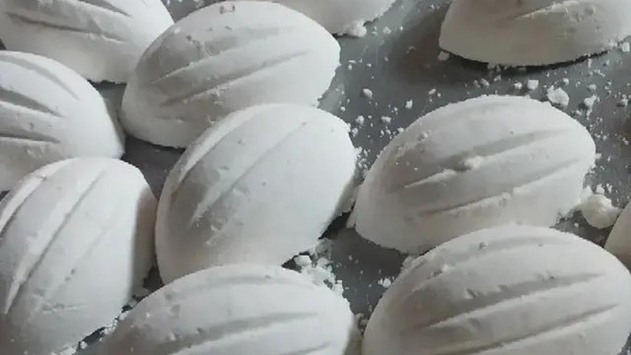 Cara Membuat Sagon Kelapa dengan Rasa Khas yang Legendaris