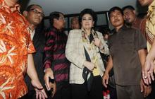 Usai vonis, pengawal Hartati dan wartawan saling dorong
