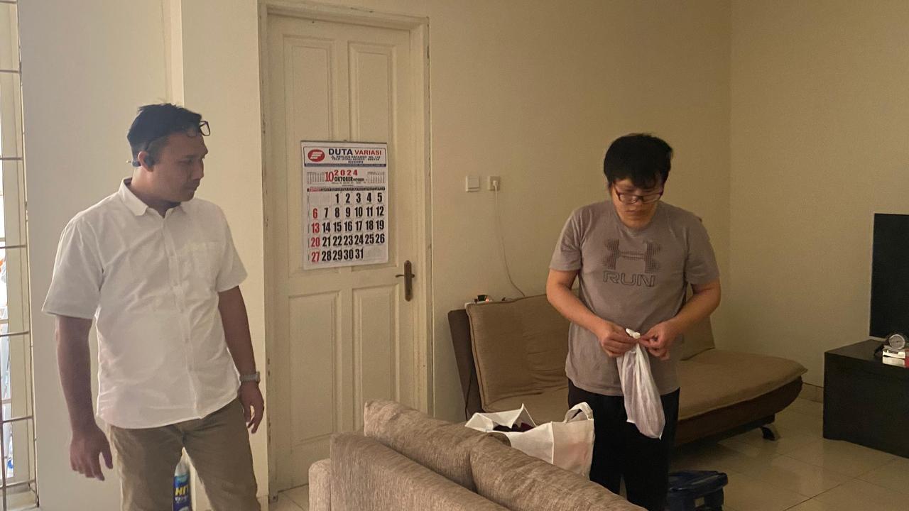 Pakai Kaos dan Sandal Jepit, Ini Potret Ronald Tannur saat Ditangkap dalam Kasus Suap Hakim