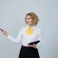 Perempuan fearless yang cerdas mengatur keuangan. (Foto: Tumisu from Pixabay)