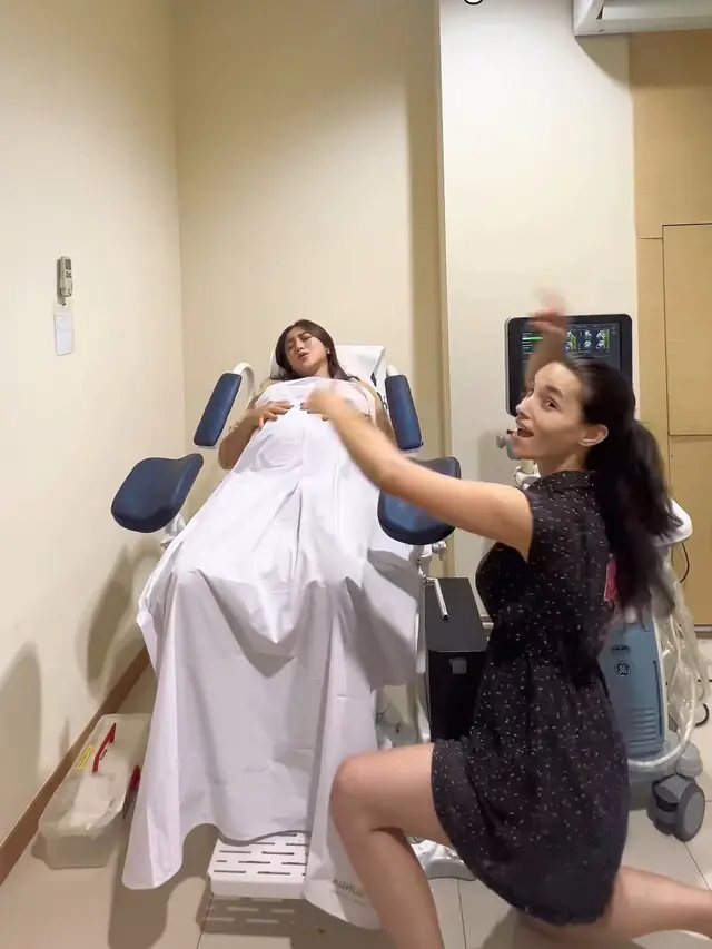 Jessica Iskandar Melahirkan Anak Ketiga