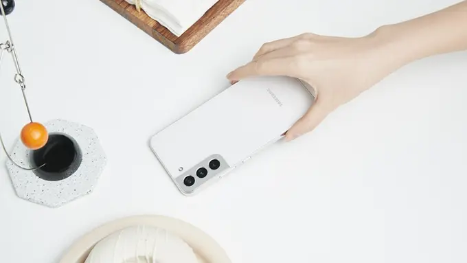 Streaming Drakor Non Stop Tetap Seru Berbekal Teknologi Unggulan Samsung Galaxy S22 5G dan S22+ 5G