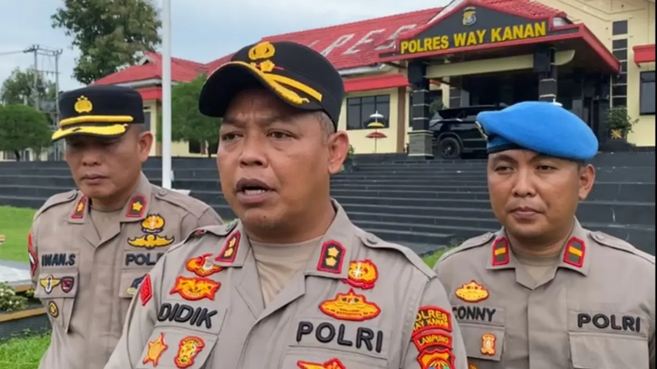 Kapolres Way Kanan, Didik Kurnianto.