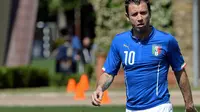 8. Antonio Cassano - Dianggap sebagai pemain masa depan Italia saat tampil apik membela Bari. Namanya kian mencuat usai mampu tampil impresif saat berseragam AS Roma. (AFP/Filippo Monteforte)