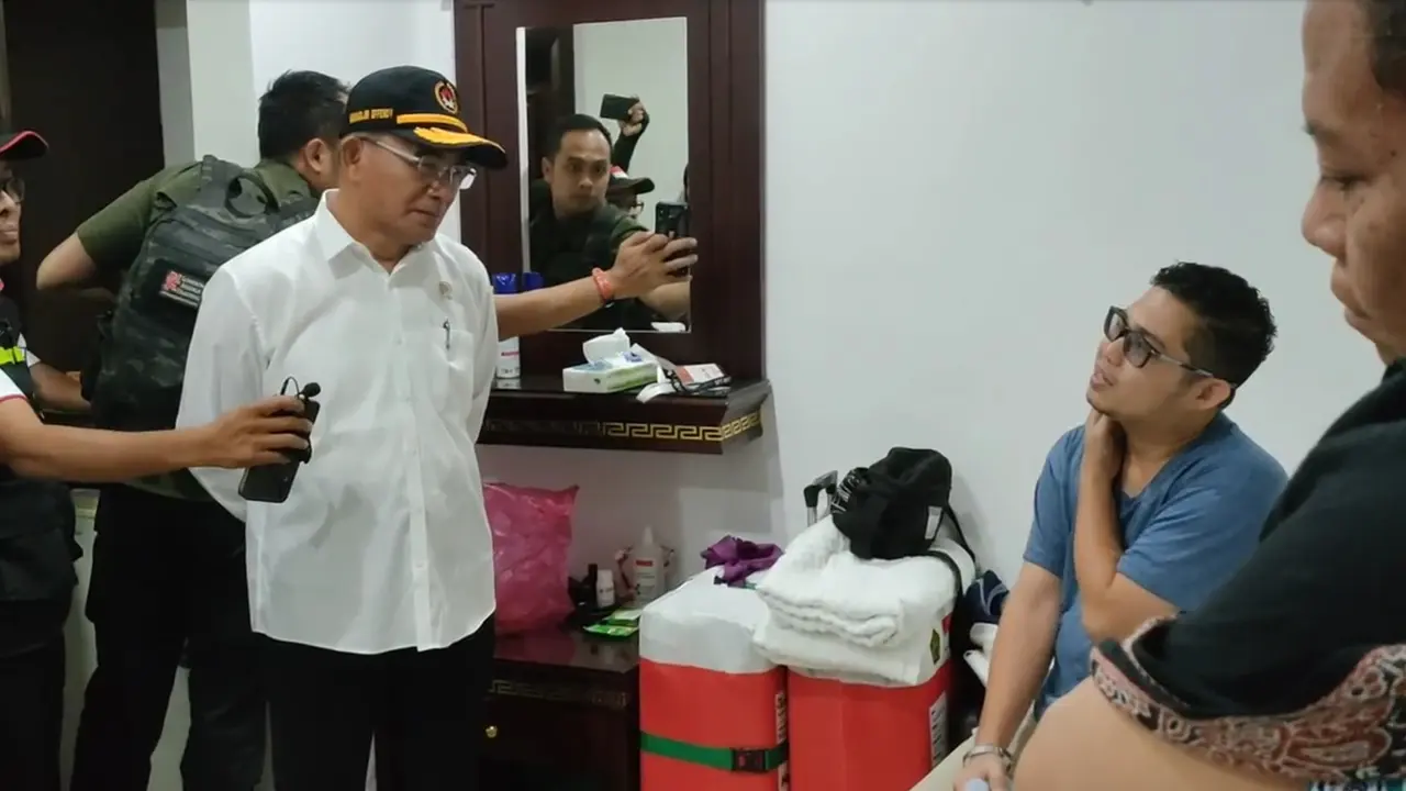 Menteri Koordinator Bidang Pembangunan Manusia (Menko PMK) Muhadjir Effendi terbang ke Arab Saudi untuk mengecek langsung operasional ibadah haji 1444 H/2023 M.