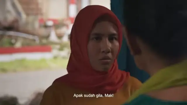 Shenina Cinnamon Pakai Hijab