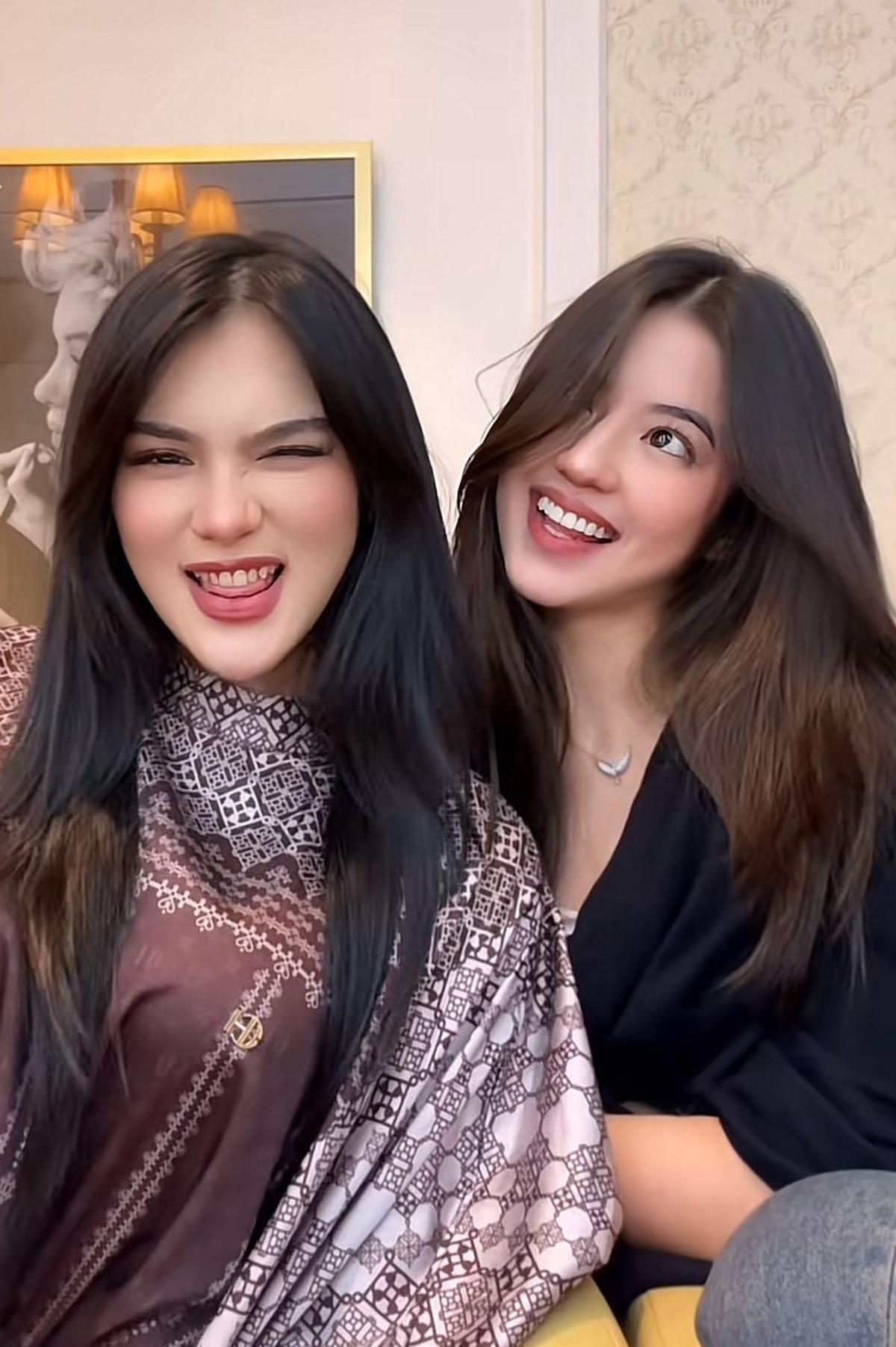 5 Potret Davina Karamoy dan Vonny Felicia yang Bikin Netizen Terpukau, Duo Visual Mempesona