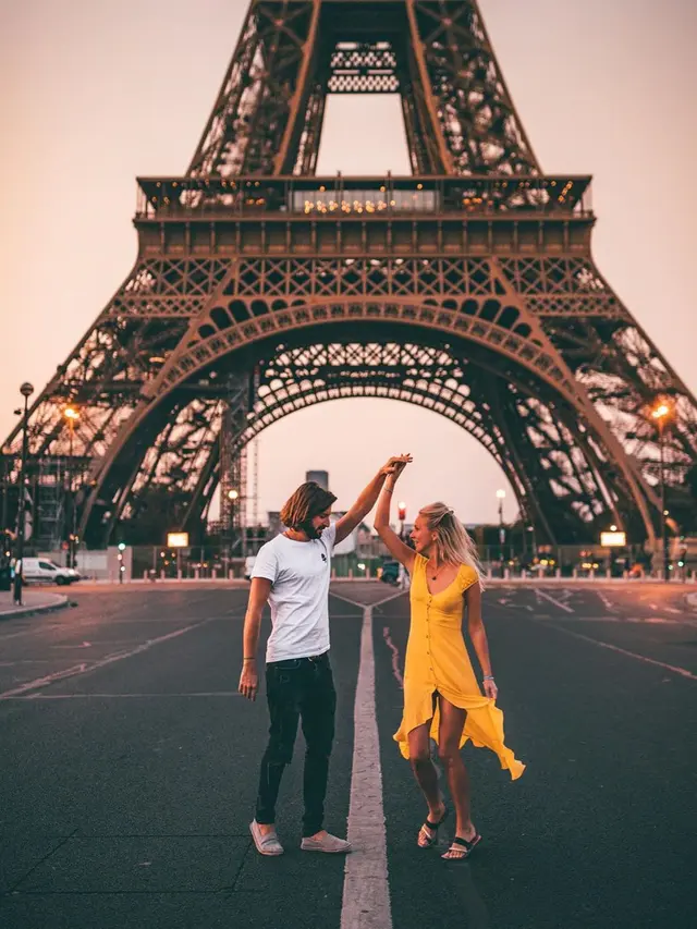 Kisah Nekat nan Romantis Pasangan Traveller Asal Belgia