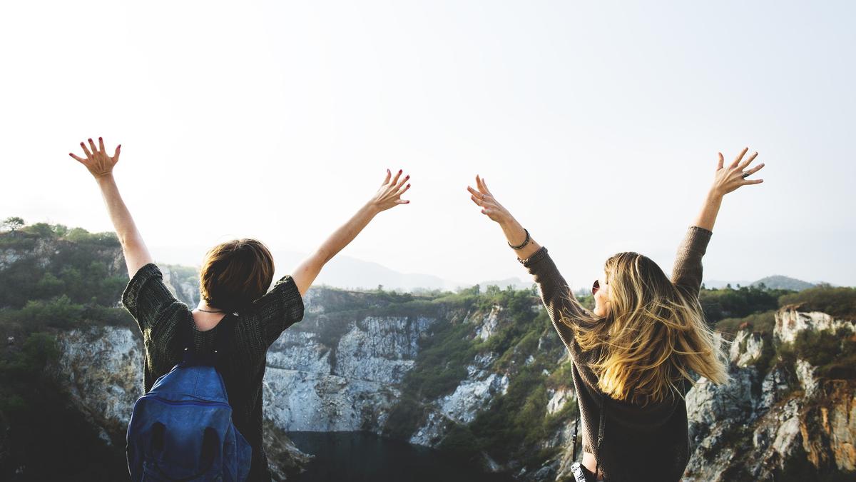 9 Tips Hemat Liburan ke Luar Negeri dari Pemesanan Tiket hingga Memanfaatkan Wisata Gratis