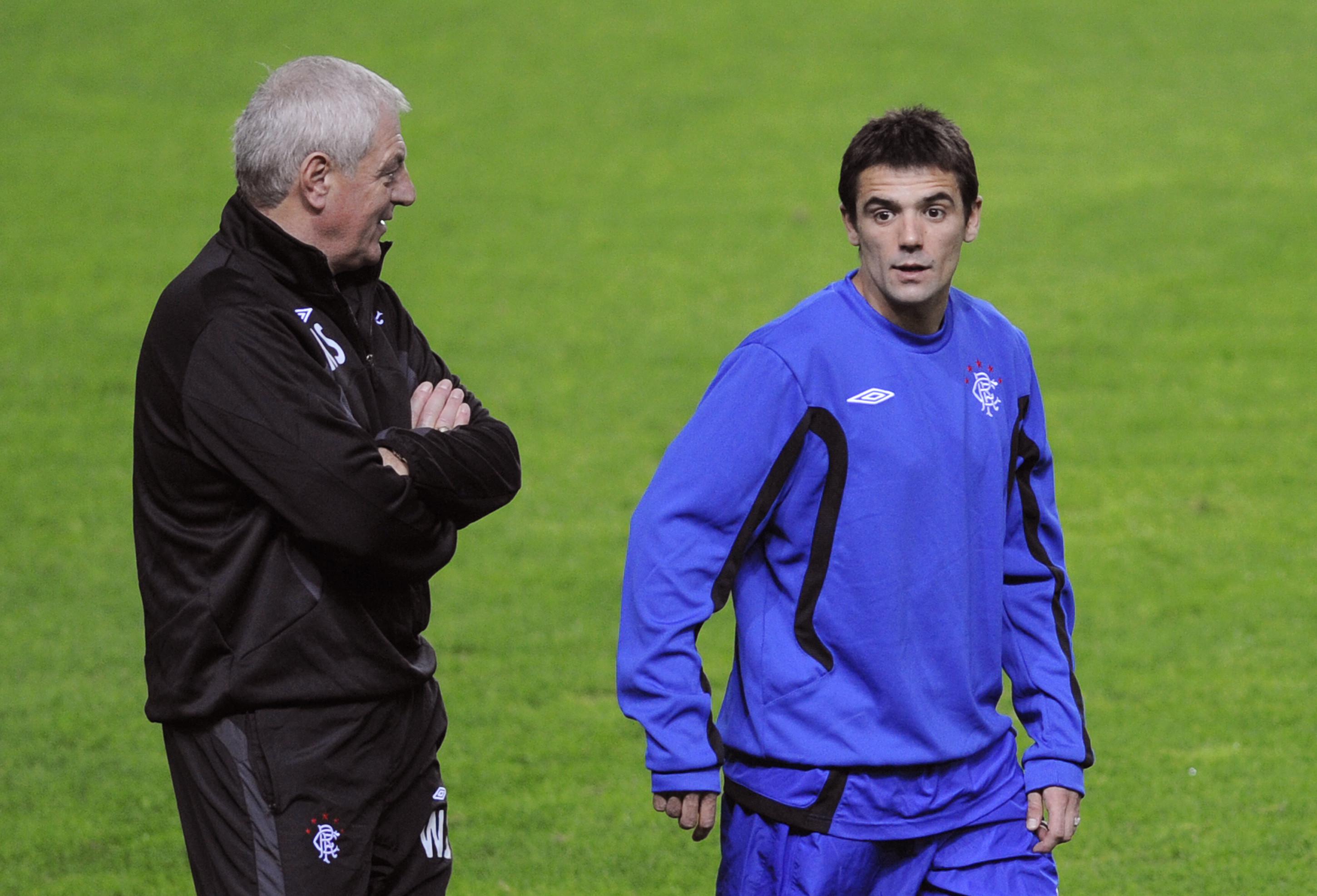Nacho Novo (kanan) semasa bermain. (CRISTINA QUICLER / AFP)