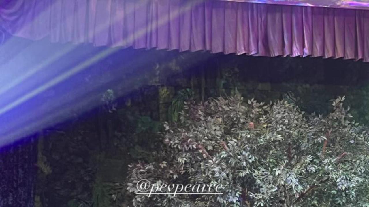 Kemewahan Resepsi Pevita Pearce di Malaysia, Dua Gaun Elegan dan Aura Pengantin Bersinar