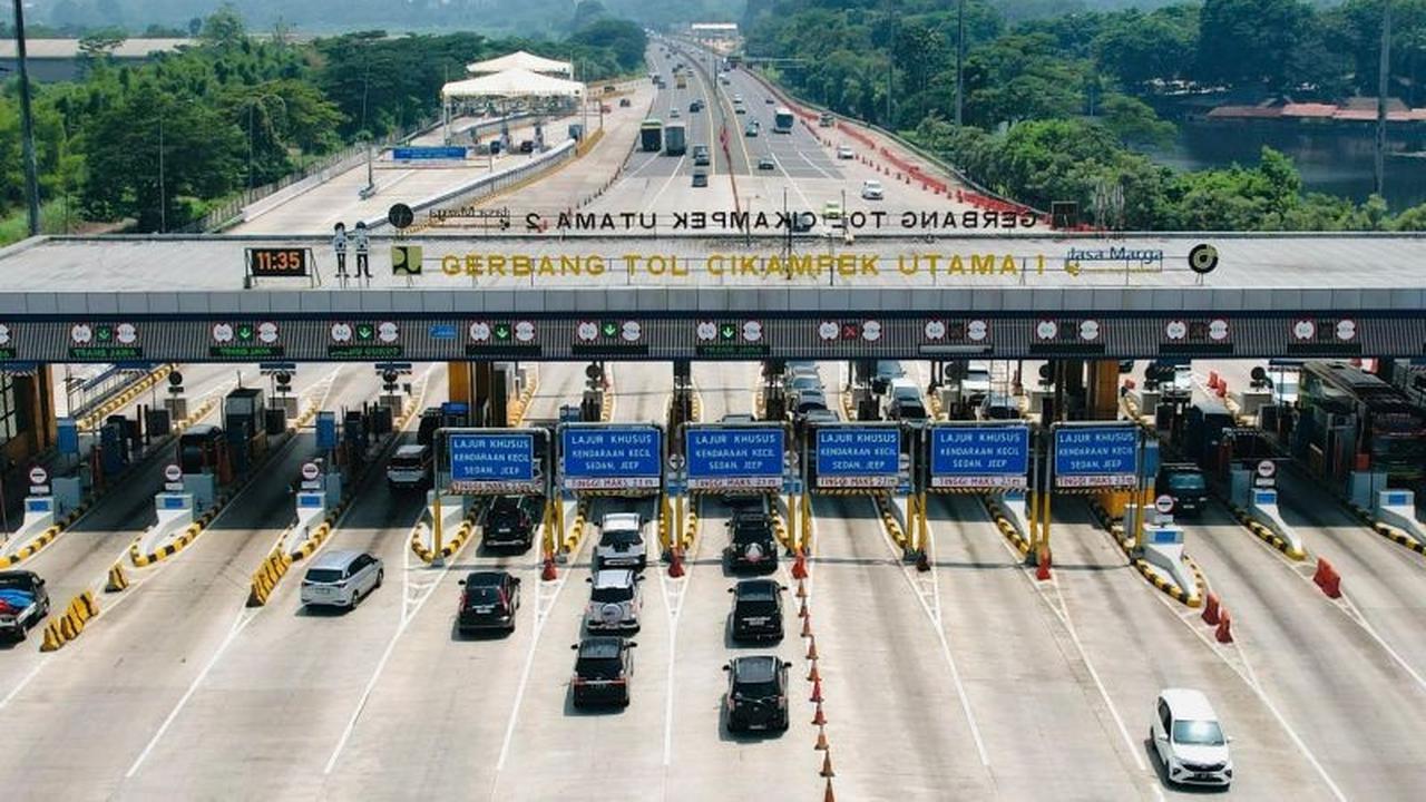 JTT Catat Peningkatan Lalu Lintas Libur Isra Miraj, Puluhan Ribu Kendaraan Padati Tol Trans Jawa
