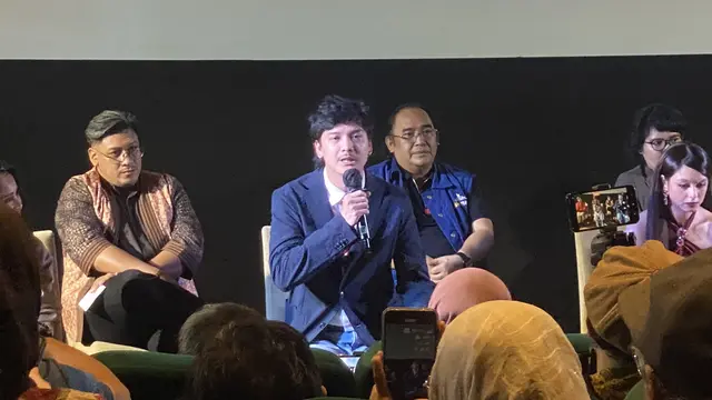 Baskara Mahendra dalam konferensi pers film Ghosthing yang dihelat di Jakarta, Jumat (9/10/2026). (Liputan6.com/Nola Vemiliana)