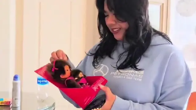 Potret Ultah Amel Anak Pertama Ussy Sulistiawaty, Diwarnai Kejutan dan Doa (credit: instagram/andhiiikapratama)