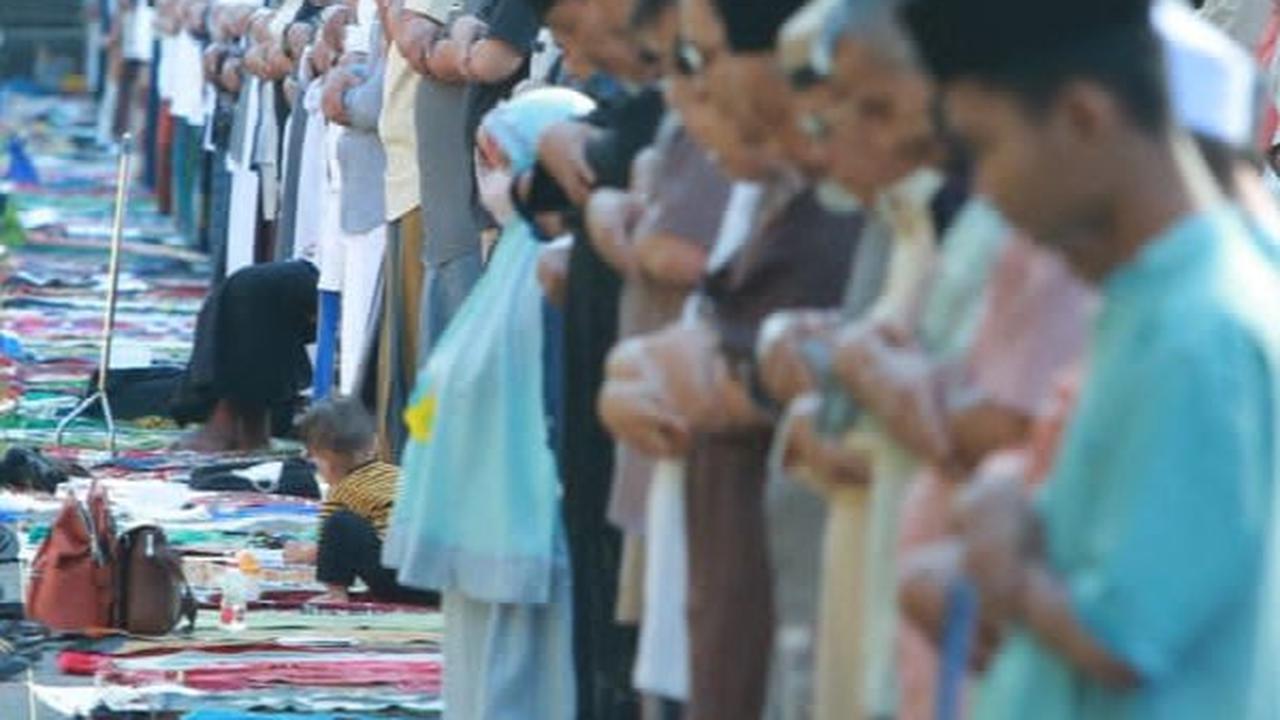 Ribuan Warga Muhammadiyah Salat Iduladha di Taman Blambangan Banyuwangi